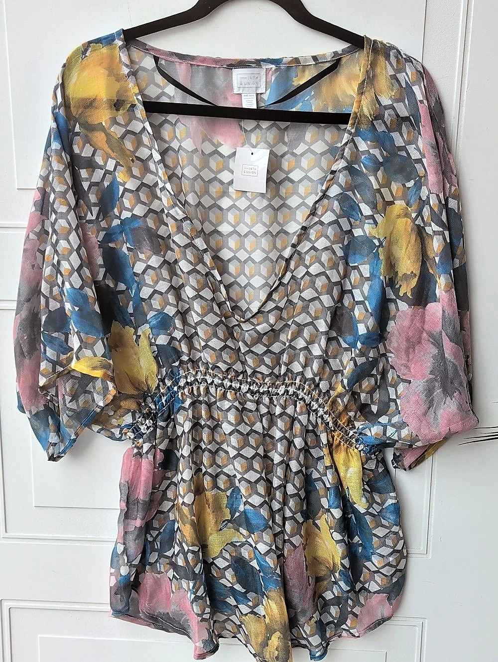 14th & Union Printed Kimono Blouse in Gray & Blue NWT, One Size